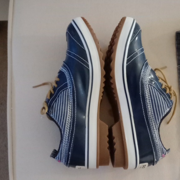 Sorel Tivoli Oxfords Navy Blue Waterproof Duck Shoes  Size 9.5 Like New - Picture 3 of 8